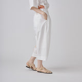 ¥【予約商品|10月上旬お届け】Embroidered Barrel-Leg Pleated Pants「Untitled」Willy De Smedt