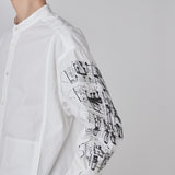 Textured Embroidered Band Collar Shirt「楽譜(No.2)」 White