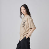 【HEART】Logo T-Shirt Vertical Triple Heart Beige
