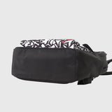 ART BACKPACK「モノクロの世界」