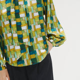 ¥【予約商品|9月下旬お届け】サテンボウタイブラウス「緑の風景」Kaoru Iga