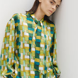 ¥【予約商品|9月下旬お届け】サテンボウタイブラウス「緑の風景」Kaoru Iga