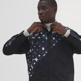 ¥デザインシャツ(ショルダー切替)ブラックA「(無題)(丸)」Sanae Sasaki