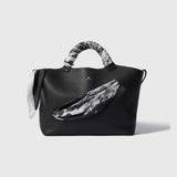 ¥シルクスカーフ「タイトル不明」Taiki Kurihara