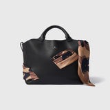 ¥シルクスカーフ「タイトル不明」Momoko Nakagawa