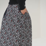 ¥【店舗先行販売】ジャカードスカート「モノクロの世界」Kaede Wajima