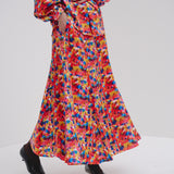 ¥サテンスカート「non title」Naoki Watanabe