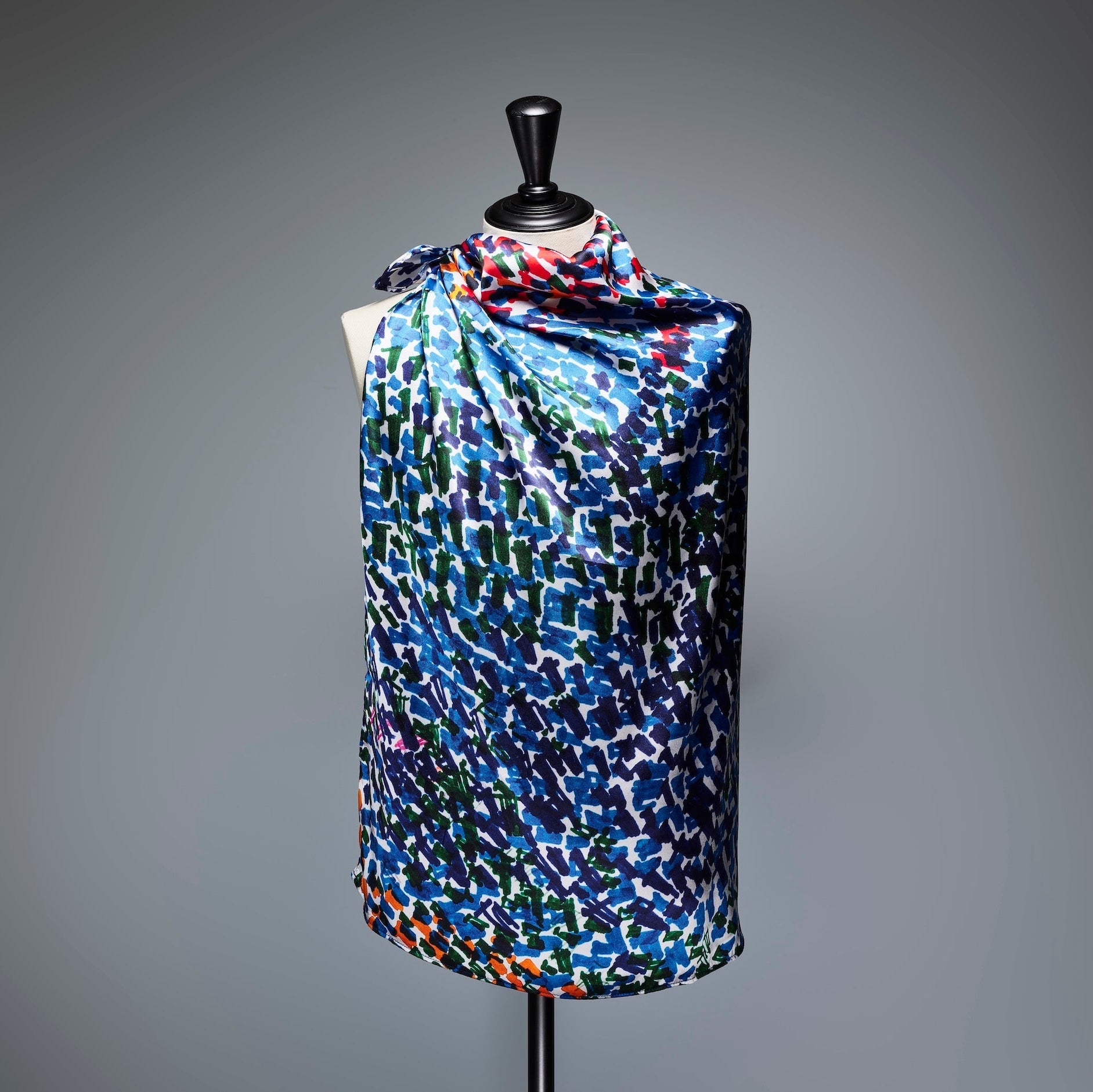 シルクサテンスカーフ「（無題）（青）」（Paris Edition