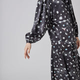 ¥Satin Bow Tie Blouse「(無題)(丸)」Sanae Sasaki