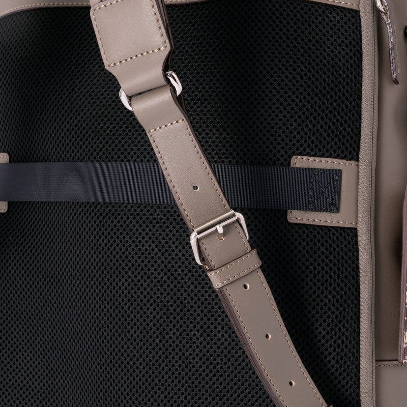 ￥【予約商品｜12月中旬お届け】レザーリュック「楽譜」Kaoru Iga