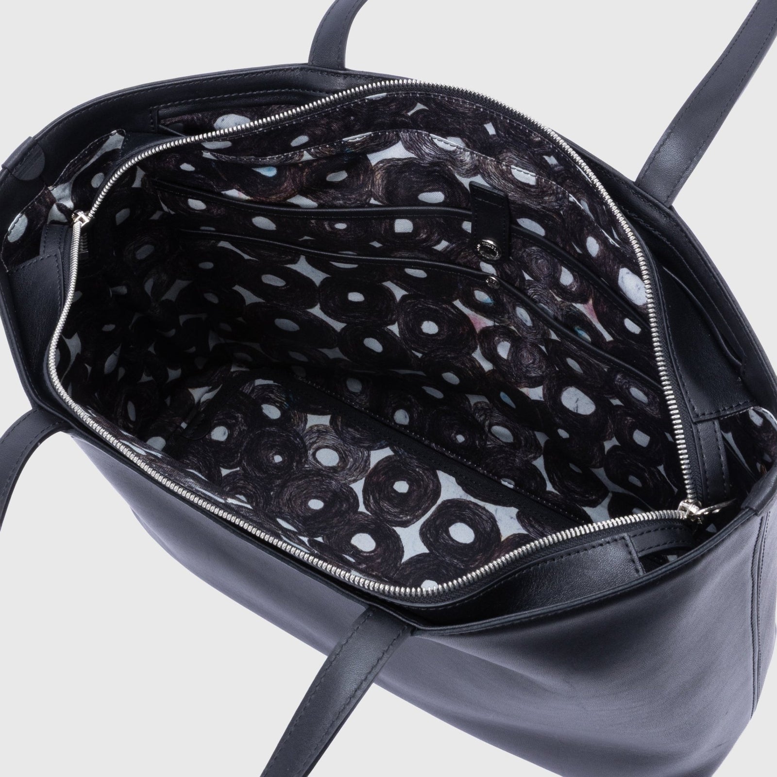 あ*ん様 ナンバーナイン 黒レザー 円形トートバッグ 予約商品｜12月中旬お届け】レザートートバッグ「（無題）（丸