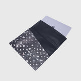 ￥【予約商品｜12月中旬お届け】レザーPCケース「（無題）（丸）」Sanae Sasaki