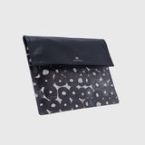 ￥【予約商品｜12月中旬お届け】レザーPCケース「（無題）（丸）」Sanae Sasaki