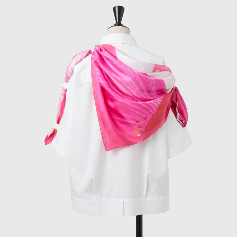 予約商品｜1月下旬お届け】シルクスカーフ「タイトル不明」 – HERALBONY