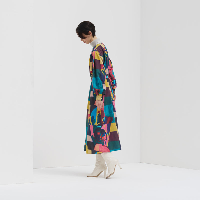 クルーネックワンピース「地球を美しくしようと言う真鍋さん」