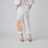 【予約商品｜10月上旬お届け】Embroidered Barrel-Leg Pleated Pants「Untitled」