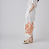 【予約商品｜10月上旬お届け】Embroidered Barrel-Leg Pleated Pants「Untitled」