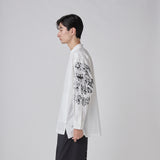 Textured Embroidered Band Collar Shirt「楽譜（No.2）」 White