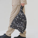 ￥パッカブル２WAYナイロンショルダー「（無題）（丸）」Sanae Sasaki