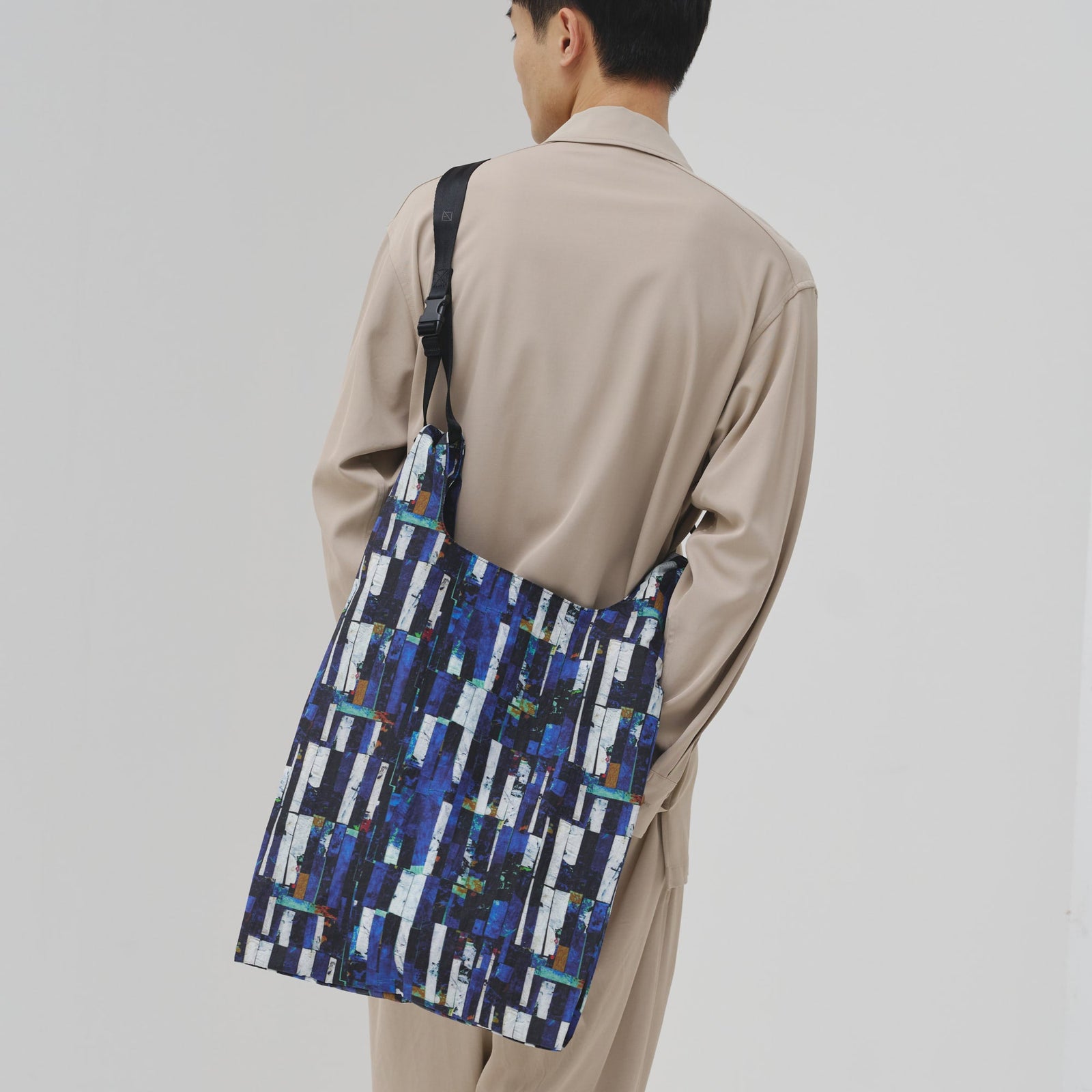 パッカブル2WAYナイロンショルダー「海」 – HERALBONY