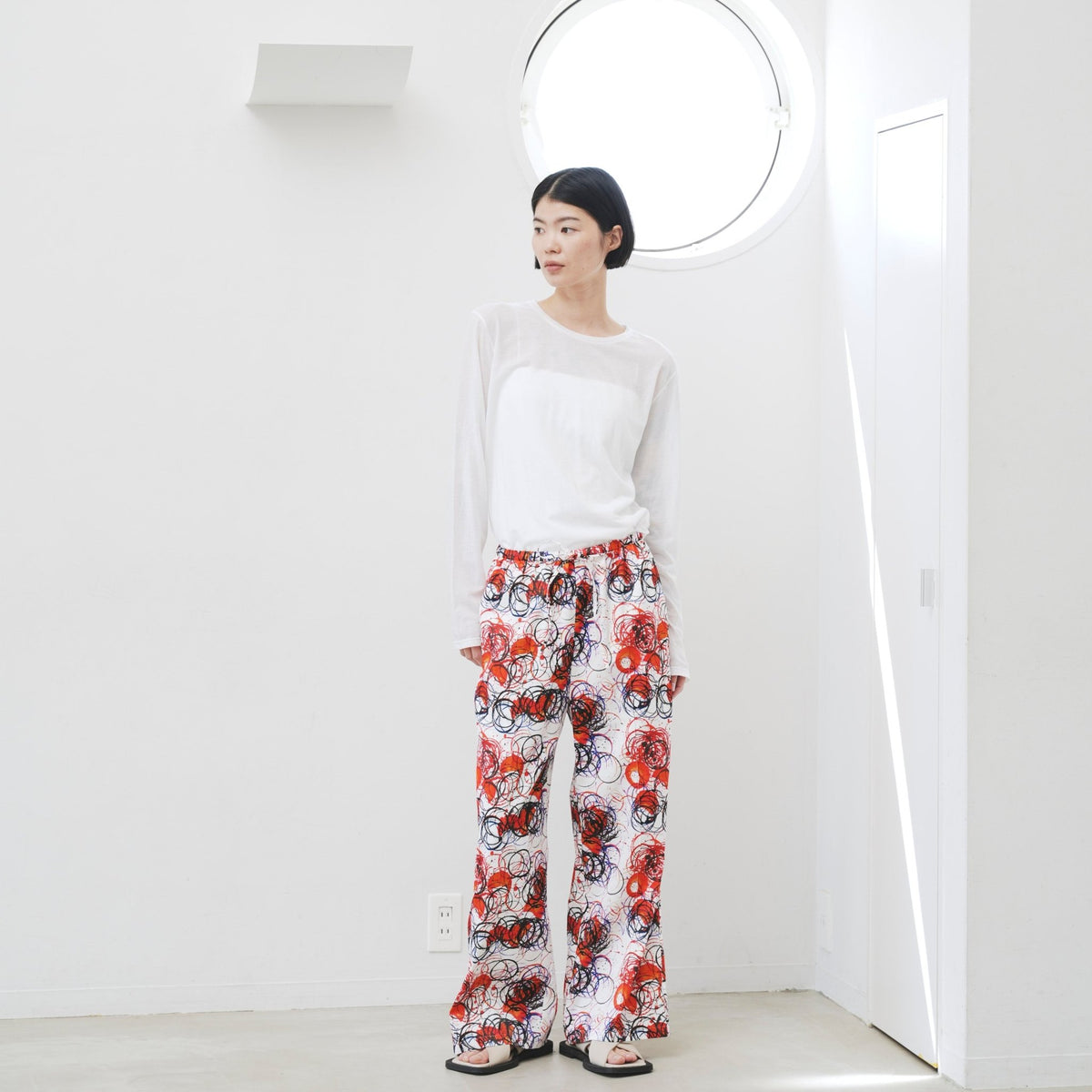 新作 HERALBONY ヘラルボニー リネンブラウス「ももこ」定価31,900 リネンブラウス「ももこ」 – HERALBONY