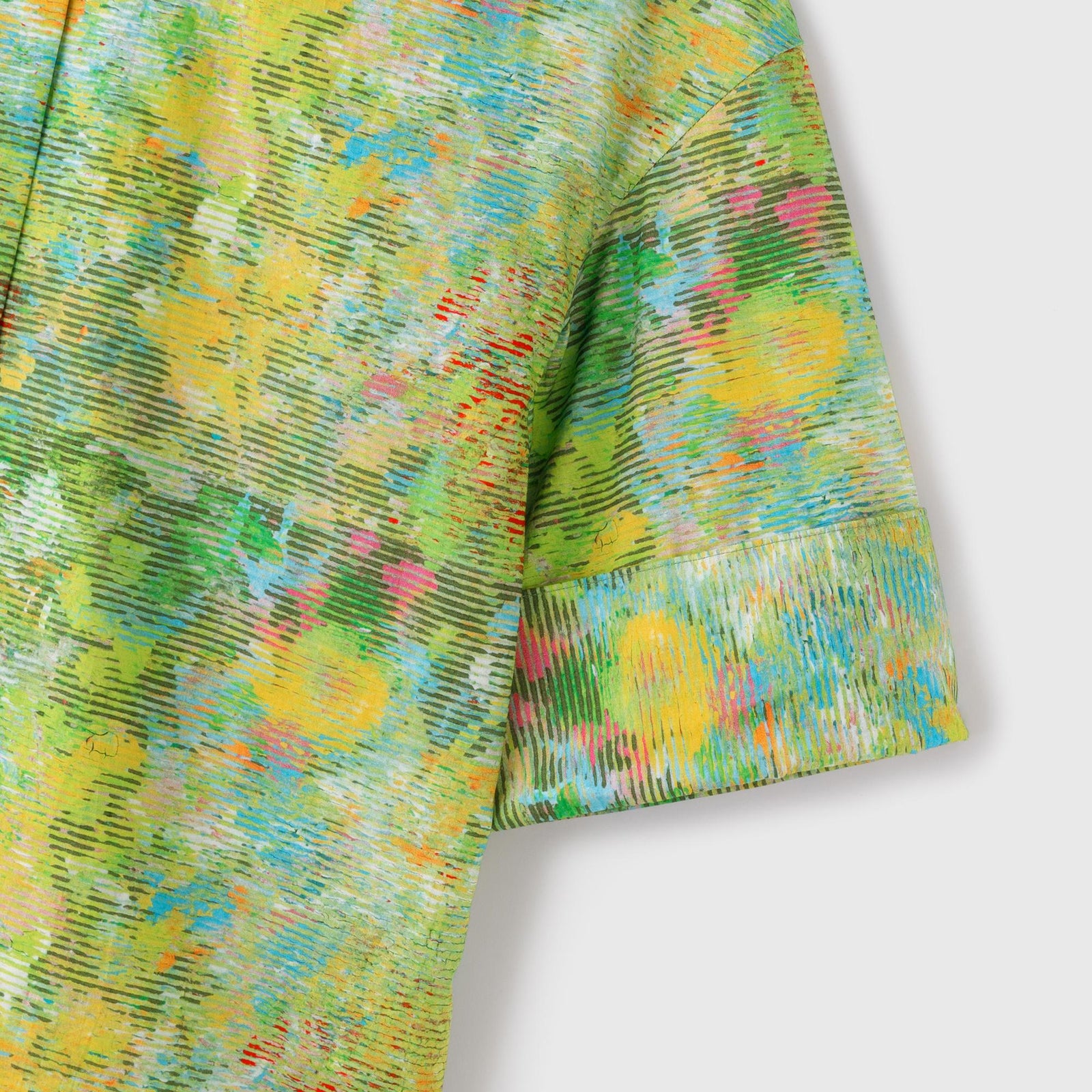 ノーカラーシャツ「旅行」 – HERALBONY