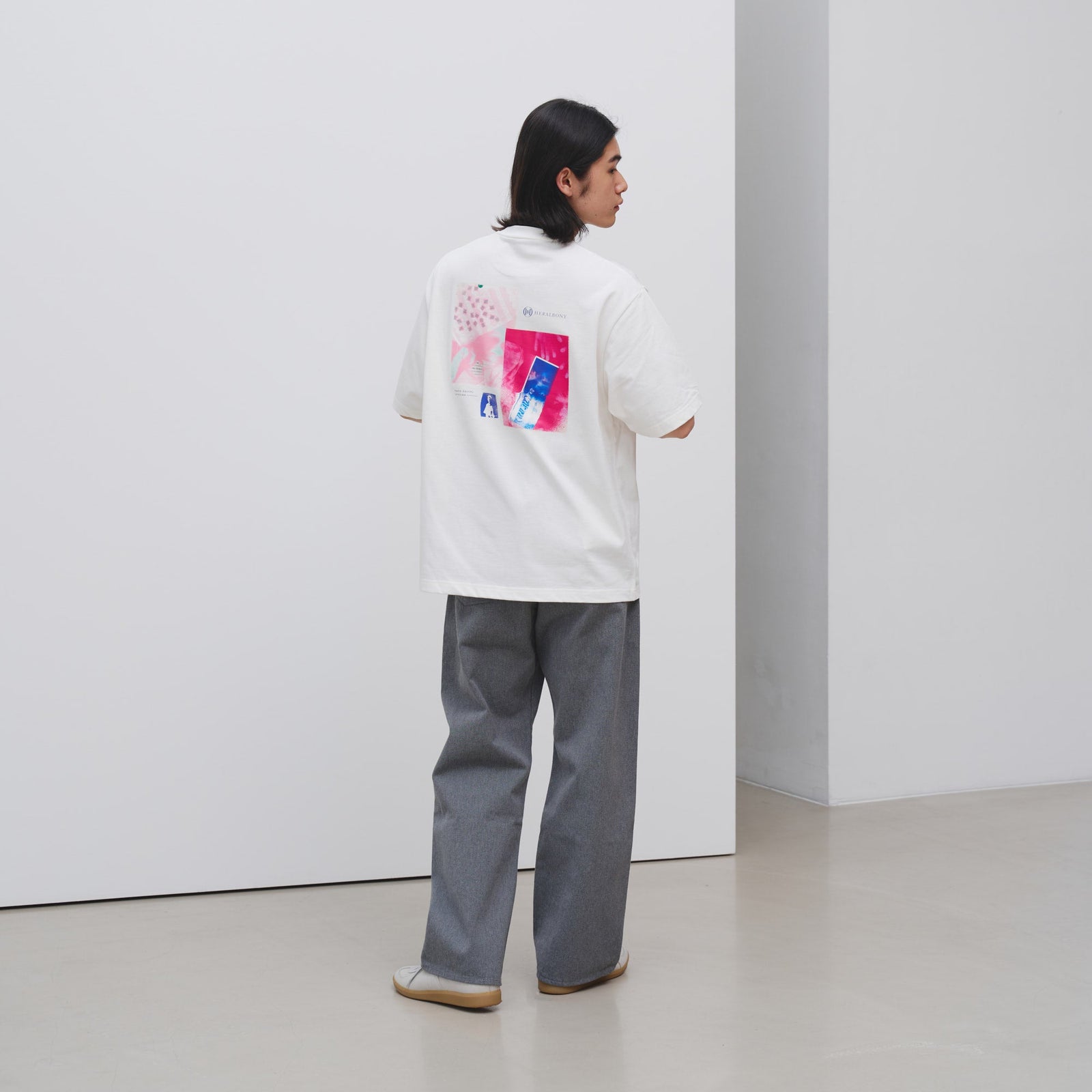 ショートスリーブTシャツ「無題」 (E) – HERALBONY
