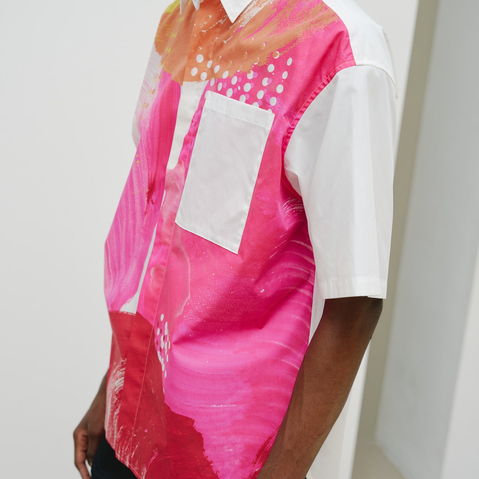 絵画(作者不明) 作者不明「赤い絵」 by 籾井 優佐 | 現代アートの販売・通販