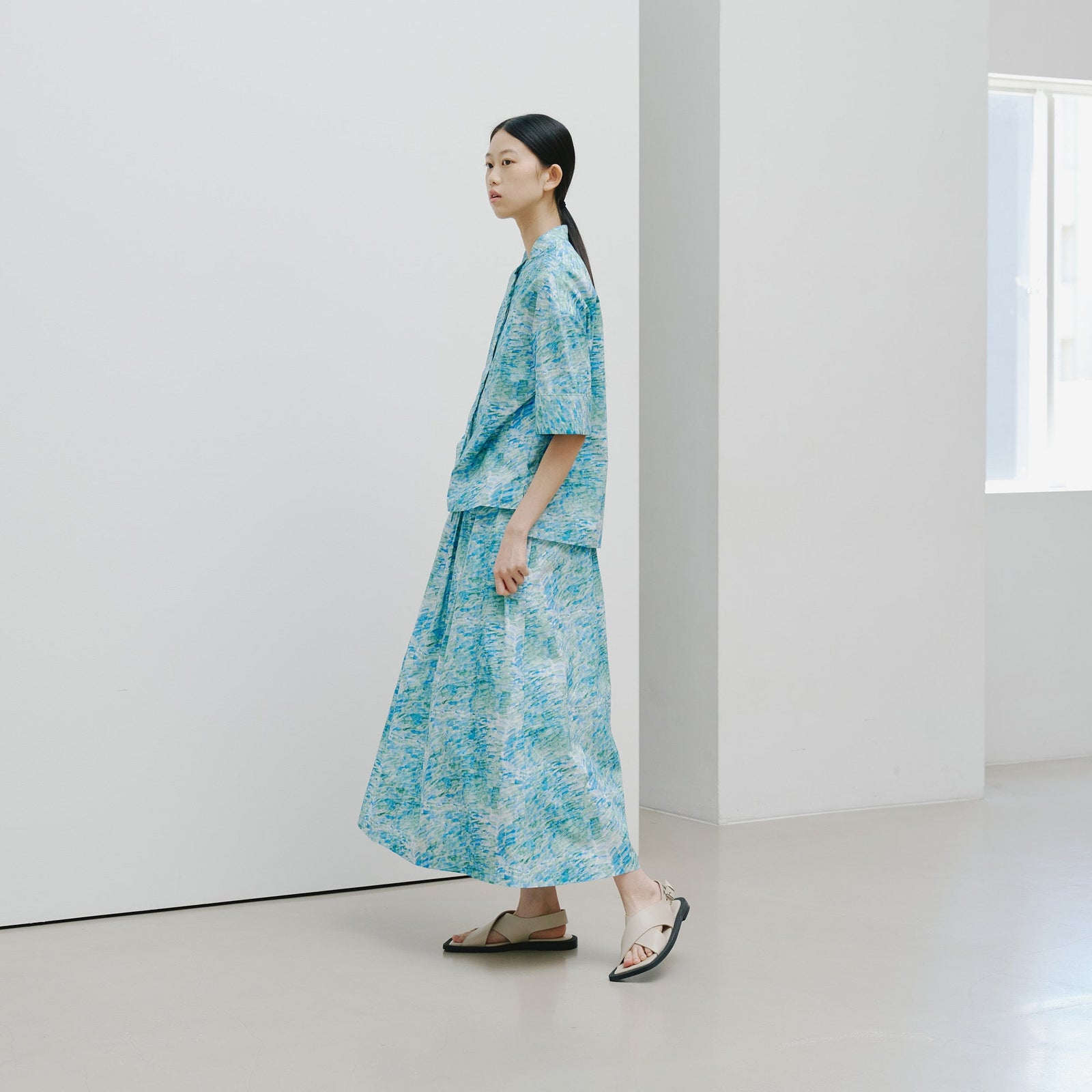 週末セール新品タグ付 アトリエドゥサボン 手描きコラージュハウスプリントスカート 週末セール新品タグ付 アトリエドゥサボン 手描きコラージュ