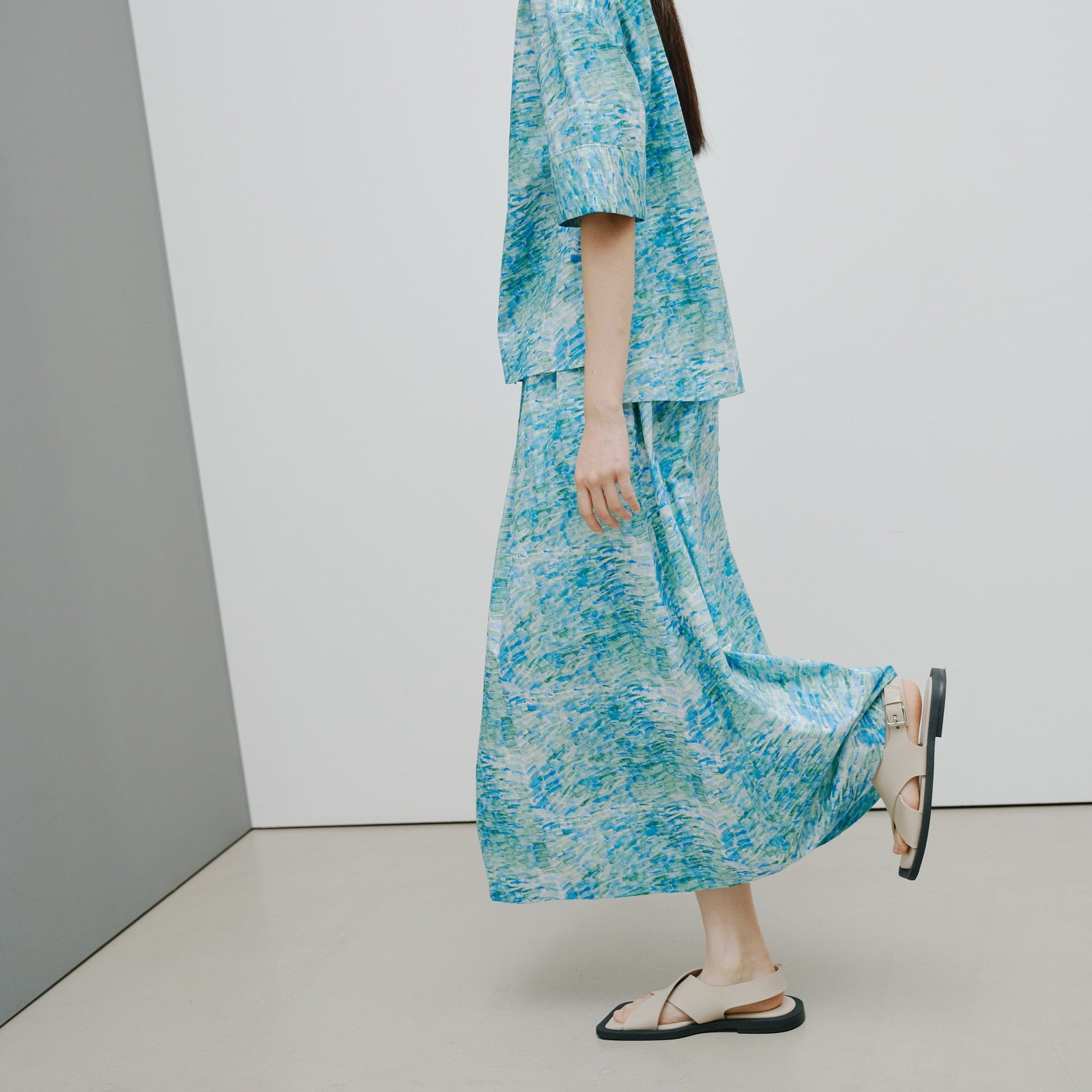 フロントギャザースカート「クリスマスツリーショップ」 – HERALBONY