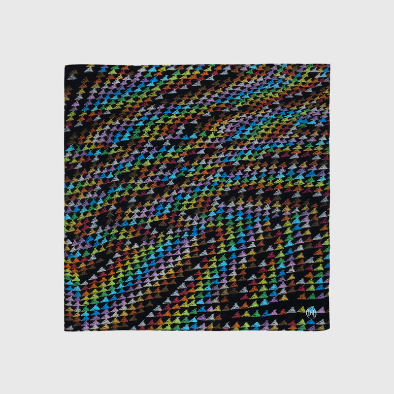 シルク混バンダナ「ウゴケ！サンカク」