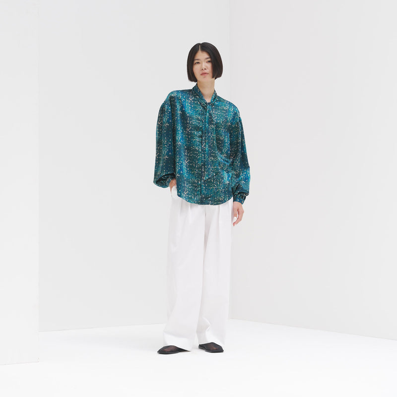 ￥【予約商品｜9月下旬お届け】サテンボウタイブラウス「こもれび」Kaoru Iga