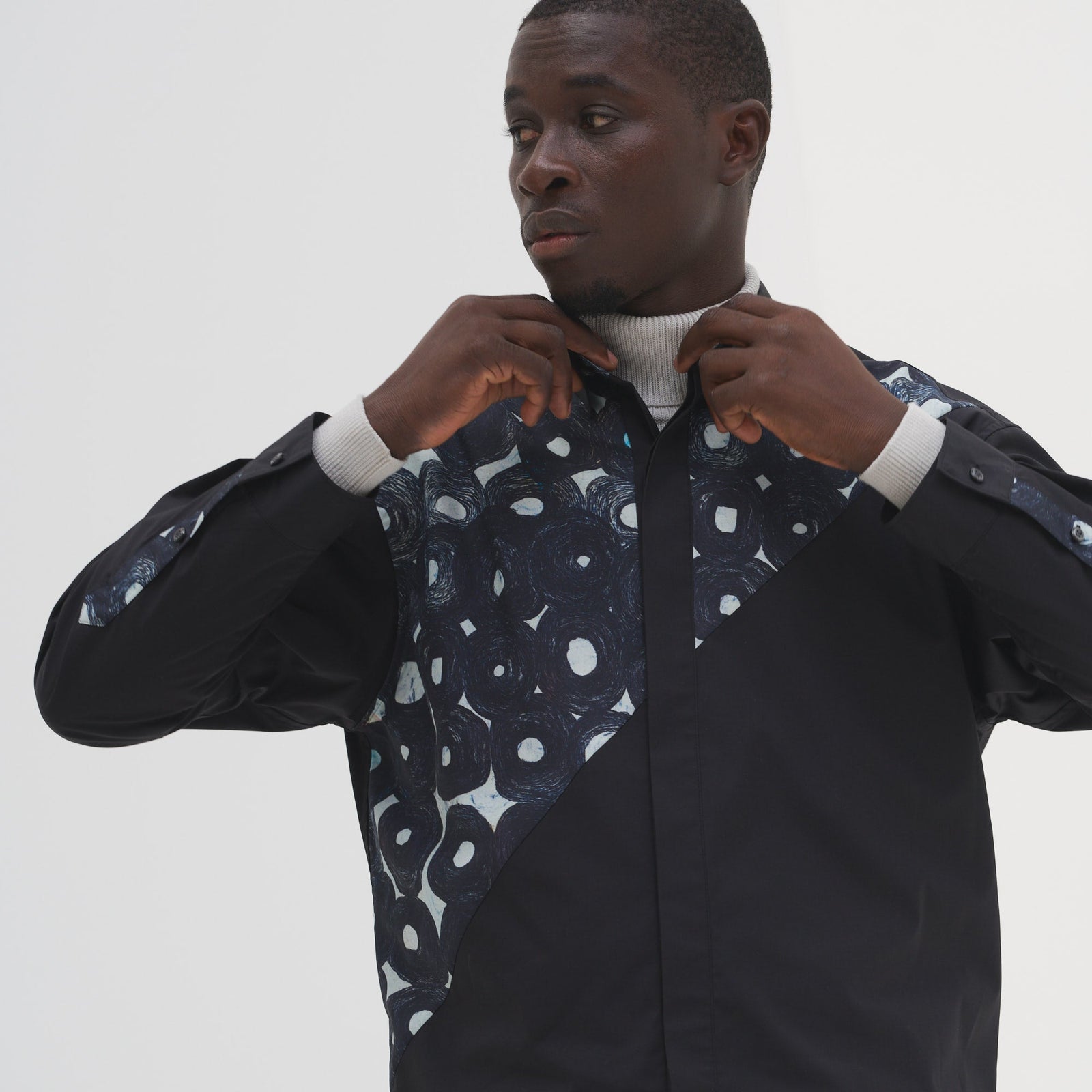 デザインシャツ（ショルダー切替）ブラックA「（無題）（丸