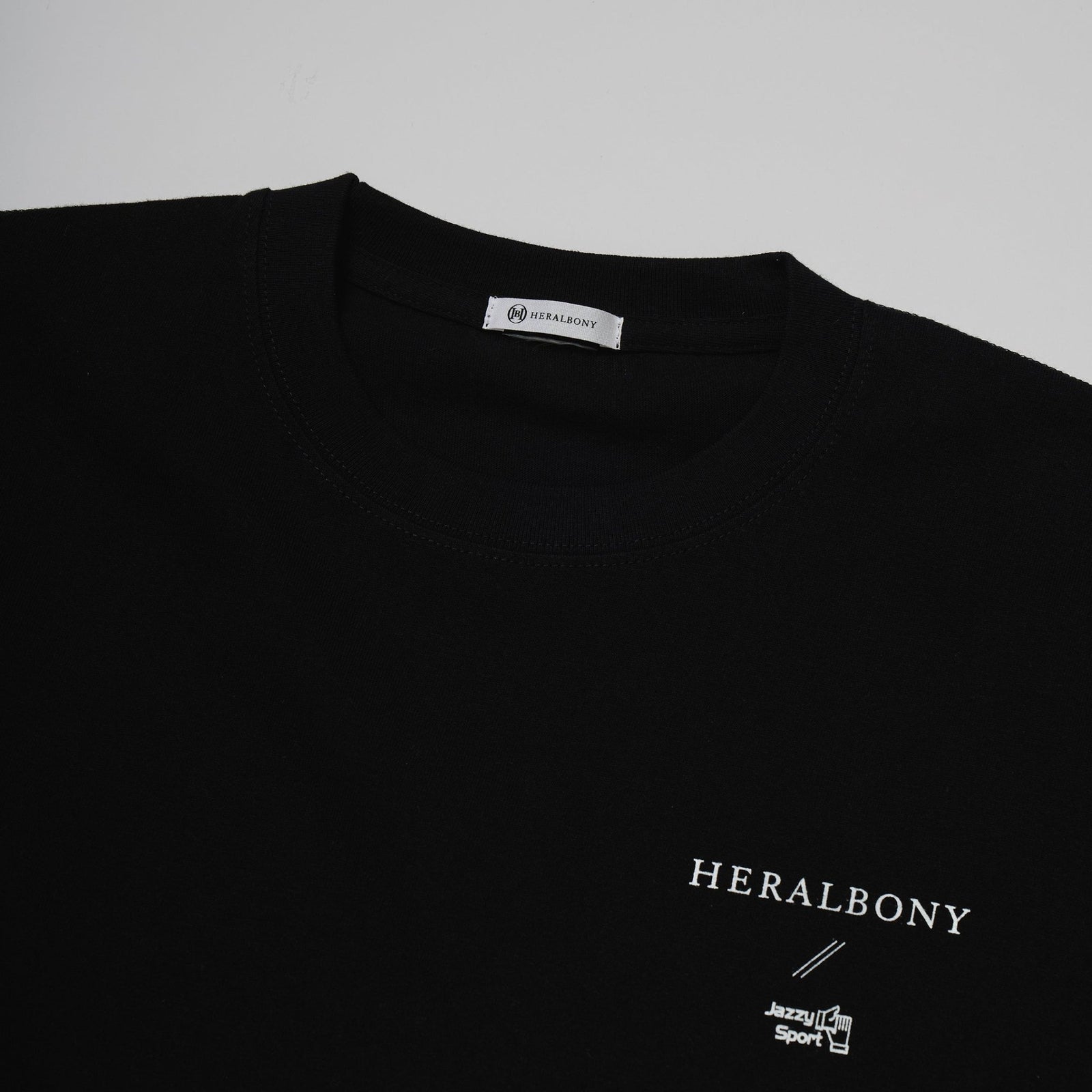 【美品】HERALBONY ヘラルボニー marina-moji003 シャツ APPI JAZZY SPORT｜HERALBONY】 限定Tシャツ「marina-moji003」