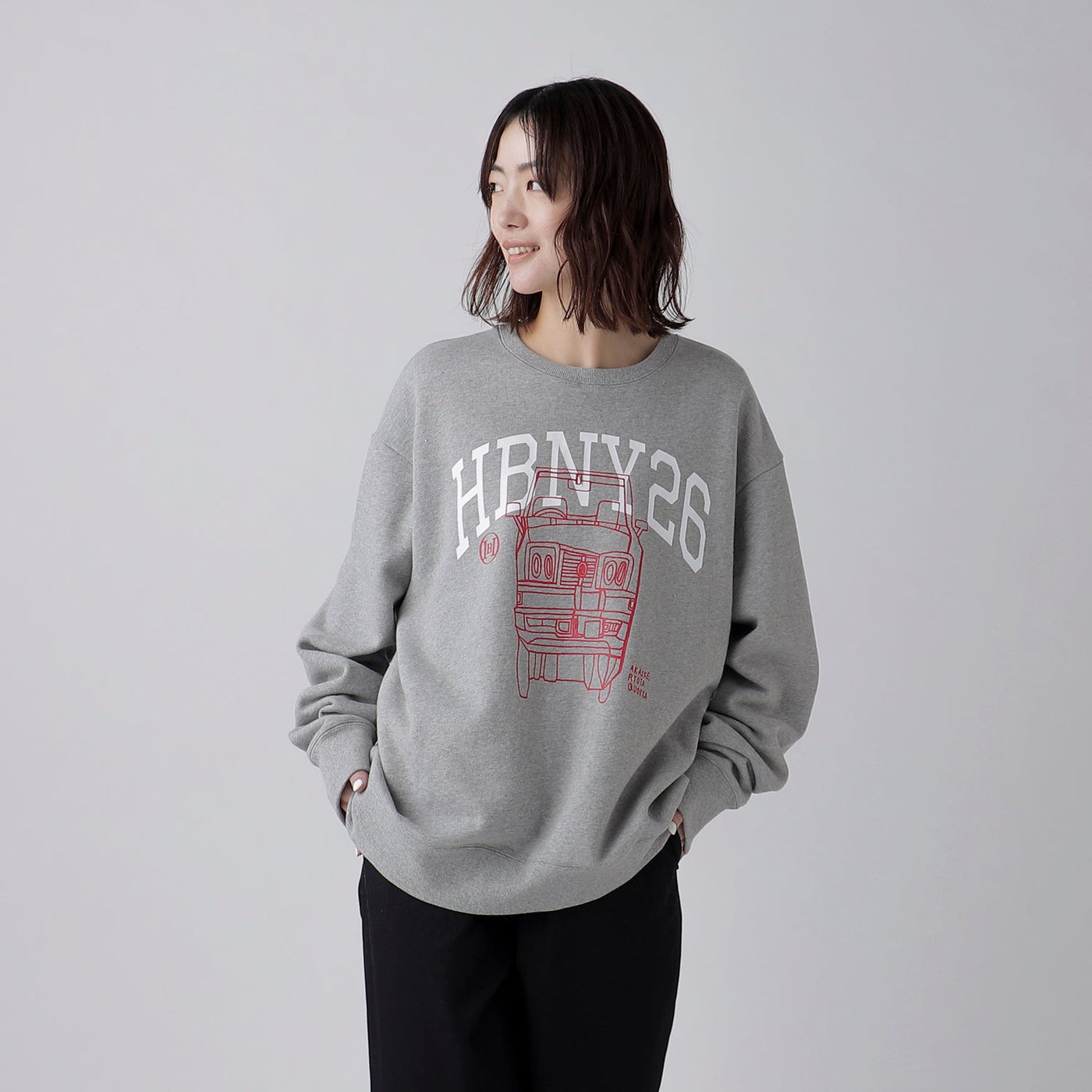 Art Print Crewneck Sweatshirt「博物館の車」 – HERALBONY