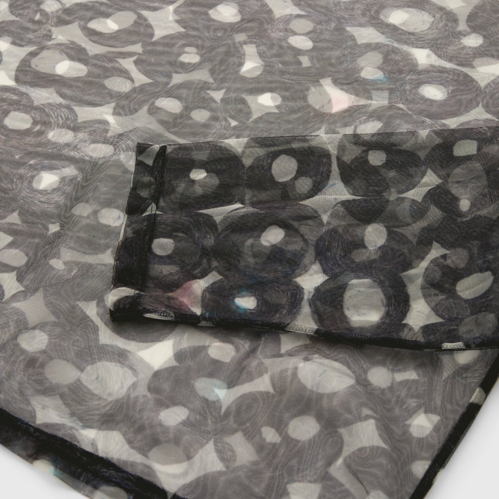 （新品）ヘラルボニー　チュールトップス「かお」 1st]チュール重ねトップス | KOBUNSHA SELECT SHOP | [1st
