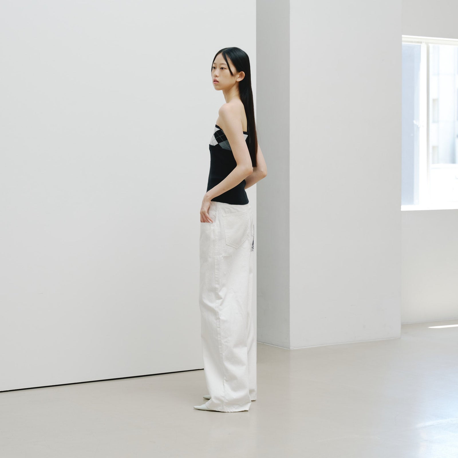 デニムパンツ「タイトル不明」 – HERALBONY