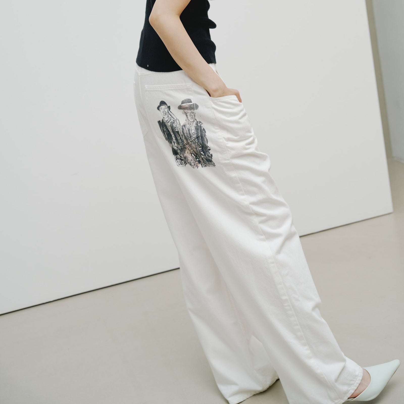 デニムパンツ「タイトル不明」 – HERALBONY