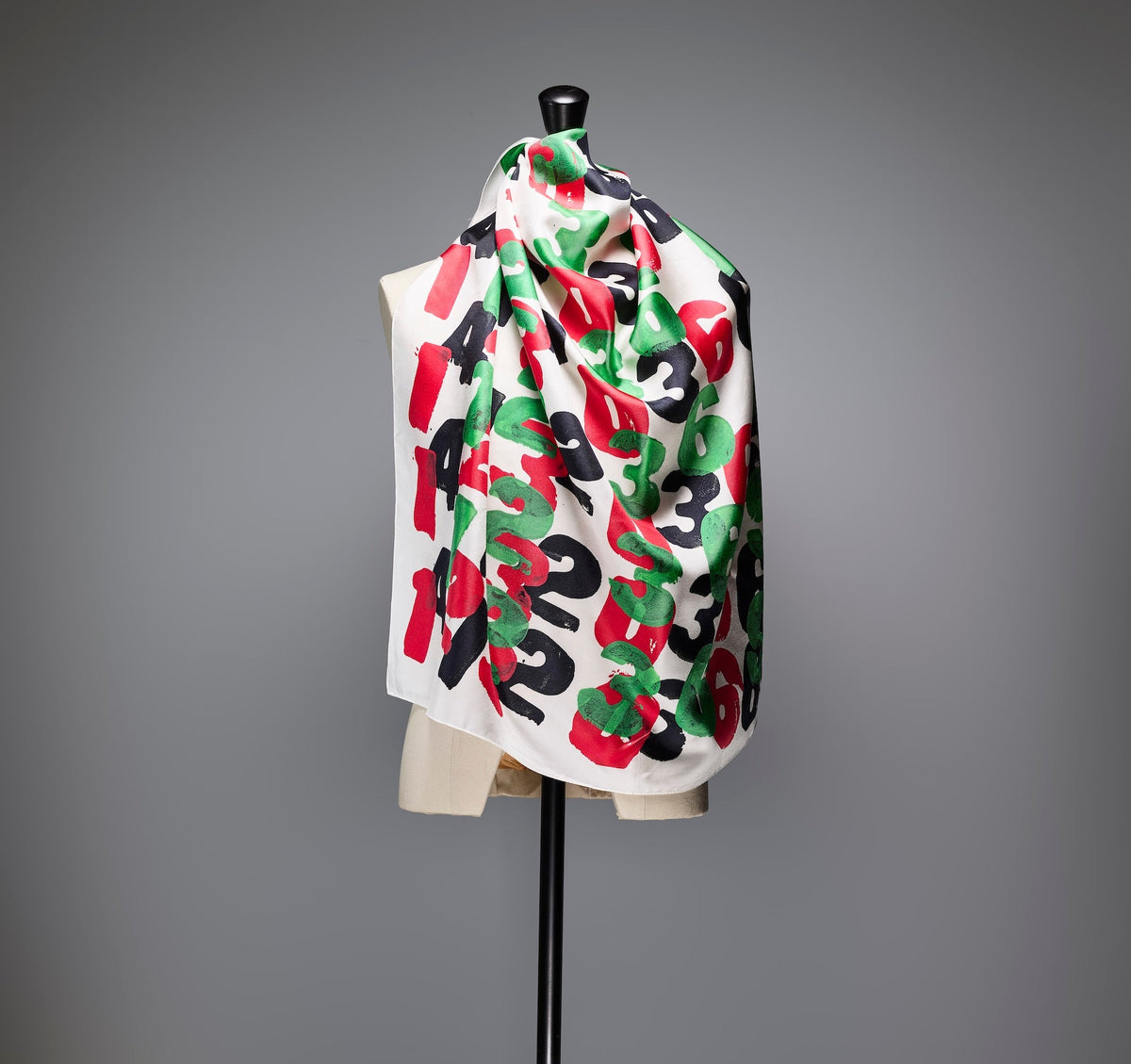 HERALBONY ヘラルボニー　スカーフ　新品　¥22,000 HERALBONY ヘラルボニー スカーフ 新品 ¥22,000 - メルカリ