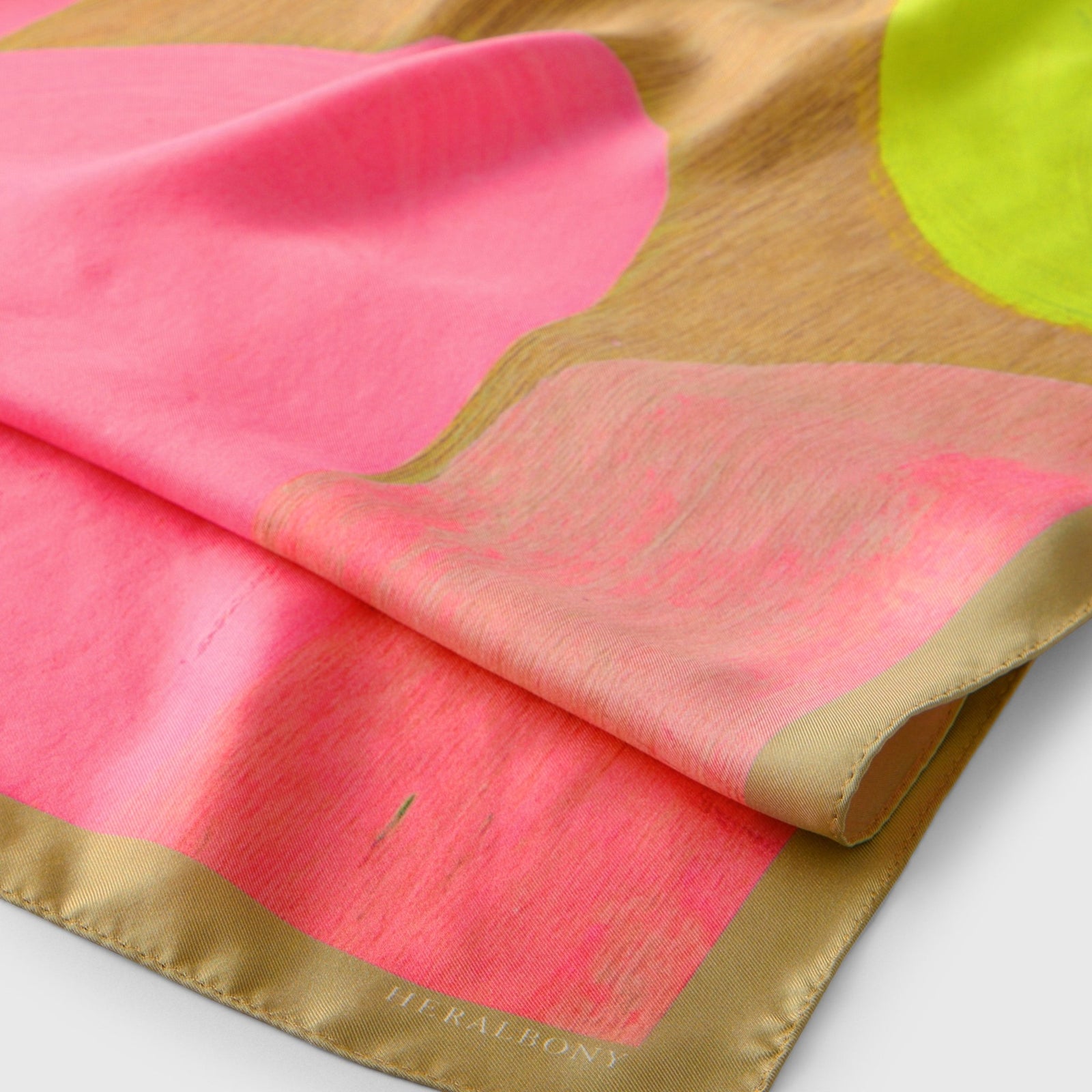 シルクスカーフ「サクラ」 – HERALBONY