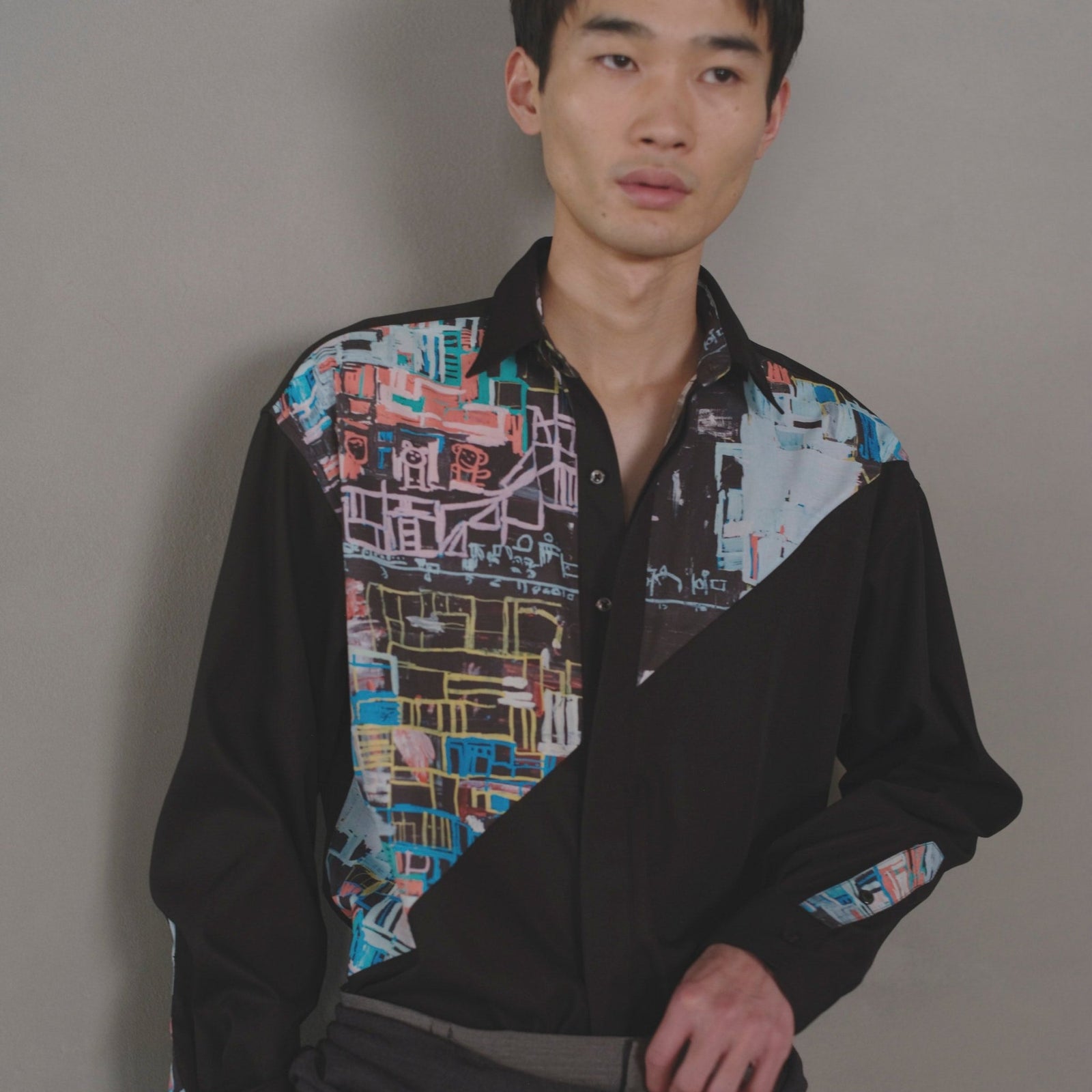 デザインシャツ（ショルダー切替）「迷路」 – HERALBONY