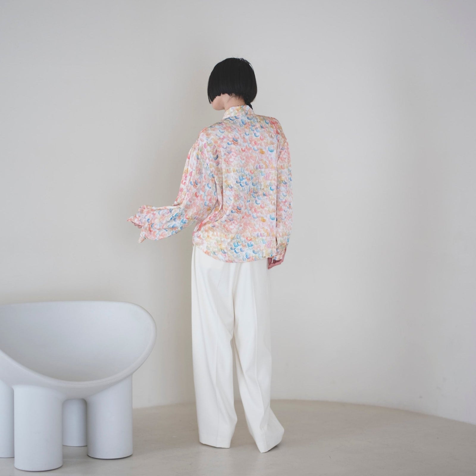 ボウタイブラウス「蟻」 – HERALBONY