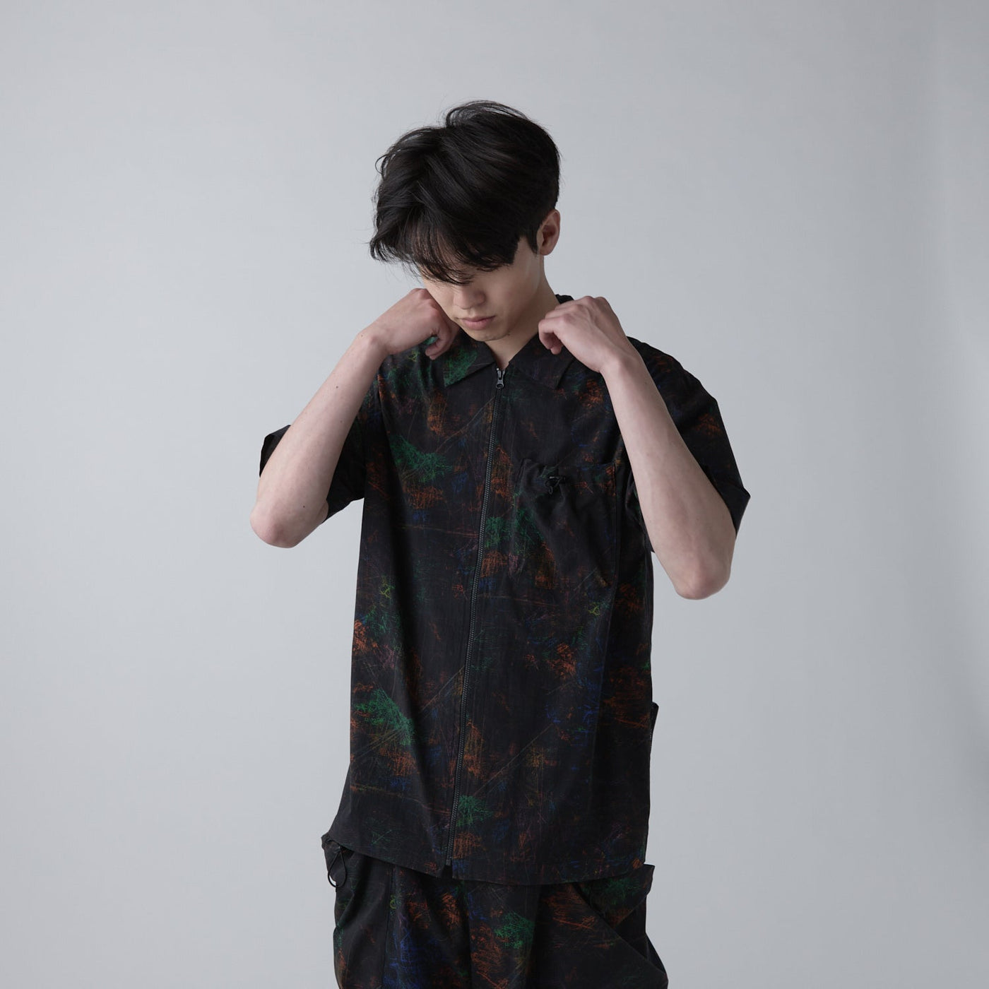 エアフロージップシャツ「ギザギザ」 – HERALBONY