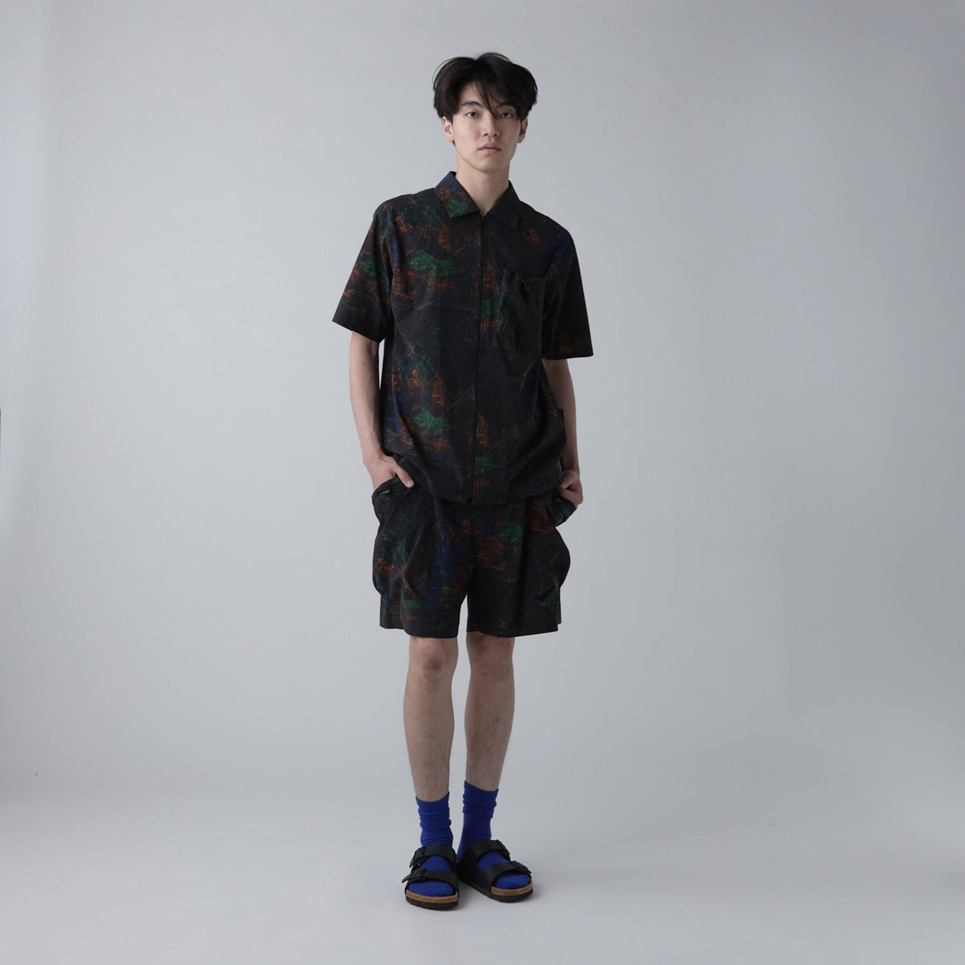 エアフロージップシャツ「ギザギザ」 – HERALBONY