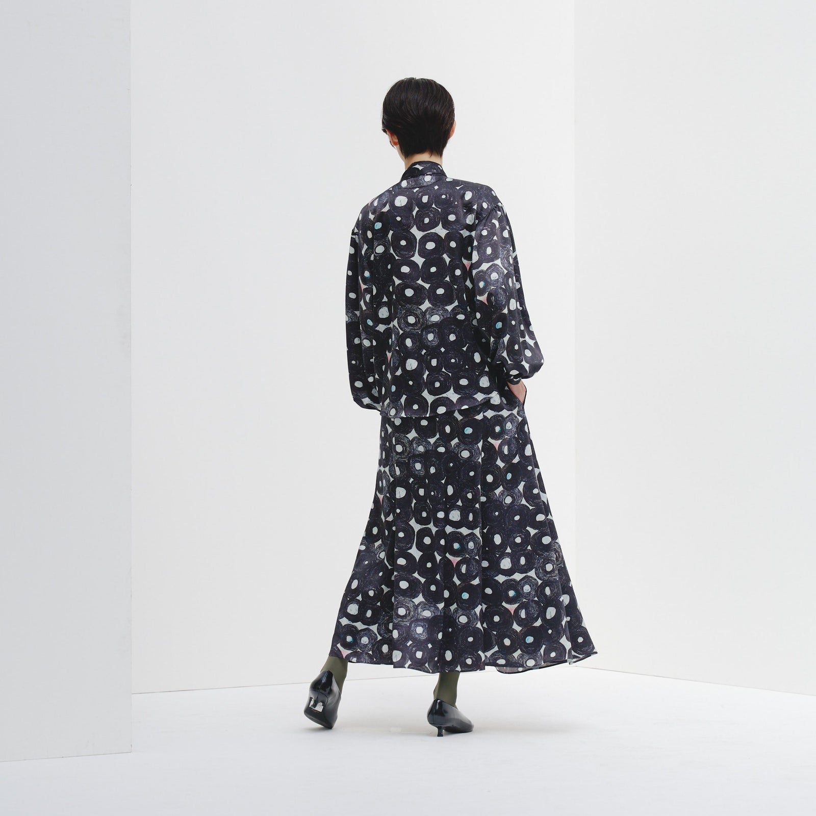 サテンスカート「（無題）（丸）」 – HERALBONY