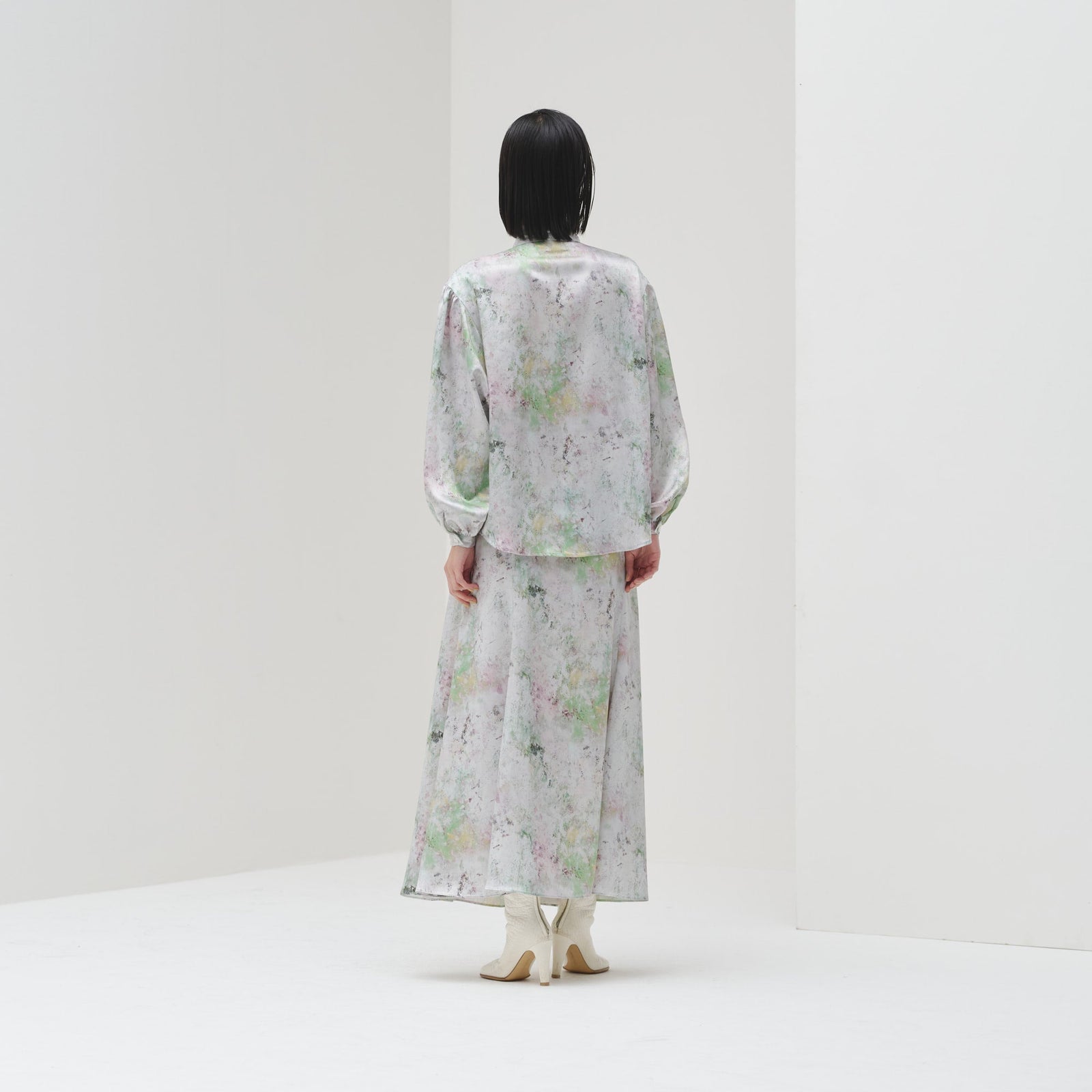 サテンボウタイブラウス「サクラ」 – HERALBONY