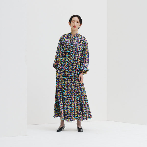 ￥サテンスカート「タイトル不明」Takafumi Yamane