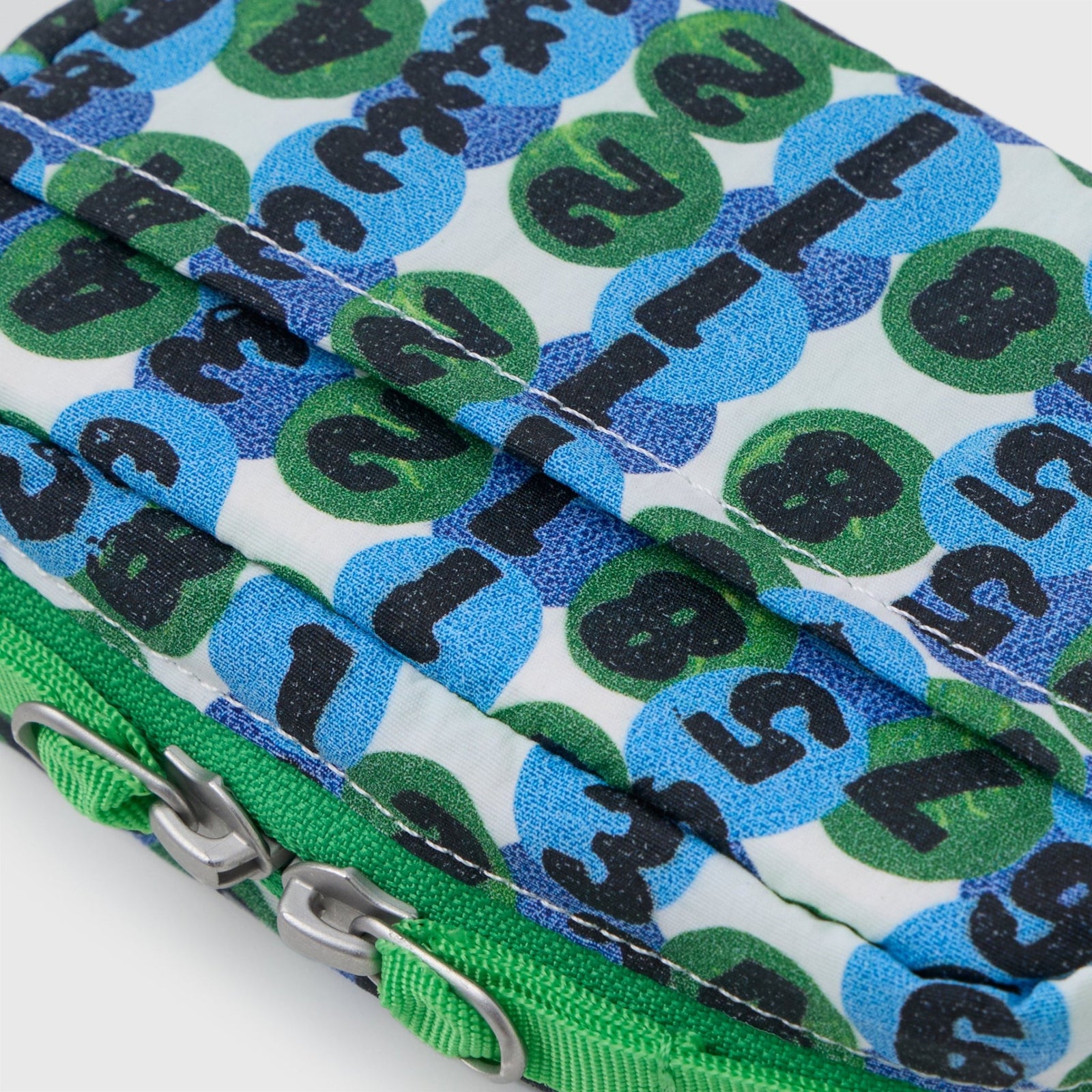 Square pouch 