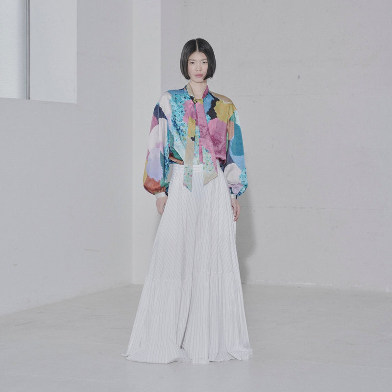 ￥サテンボウタイブラウス「How are you guys?」Kayano Tanida