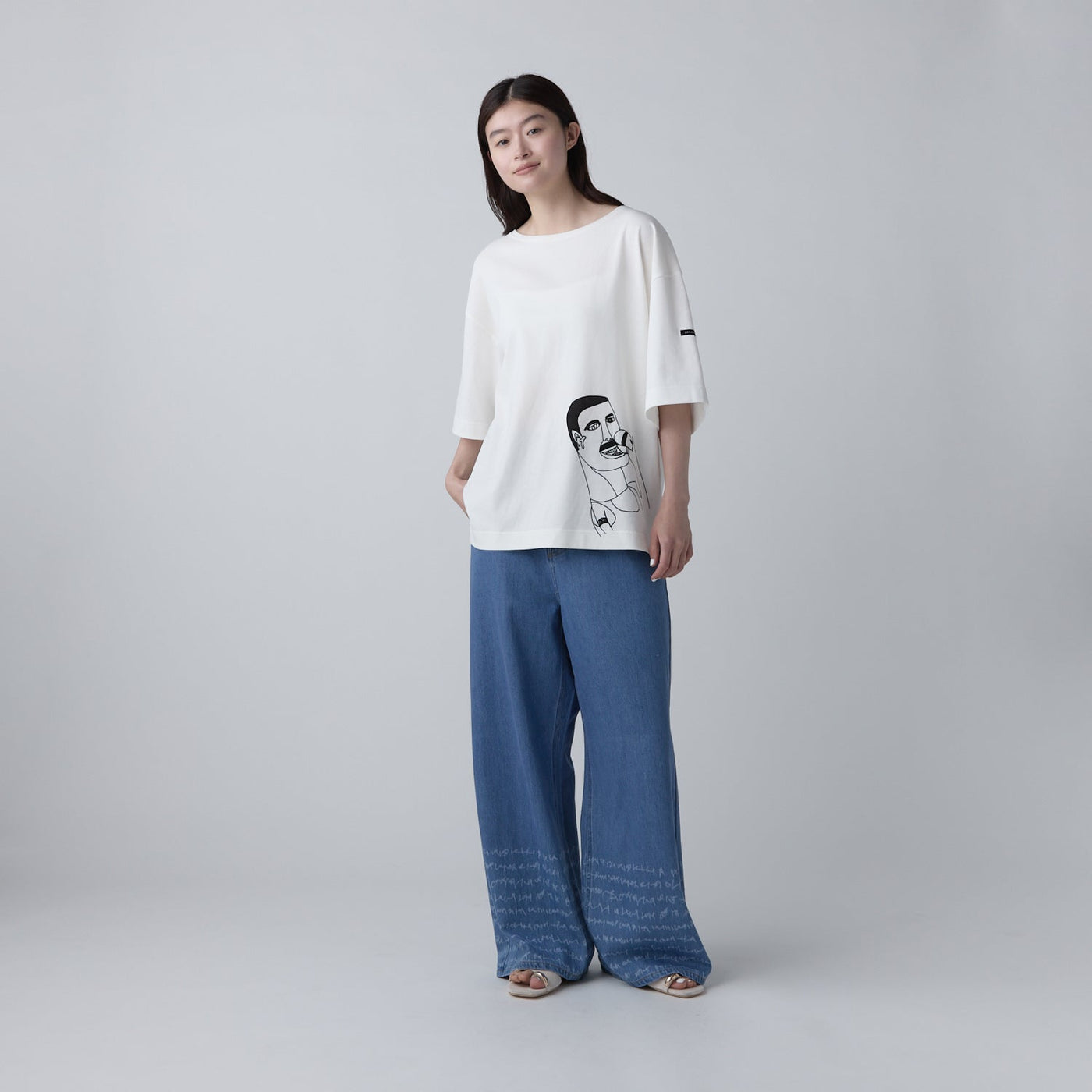 marinaワイドデニム（ブルー）「marina-moji2」 – HERALBONY